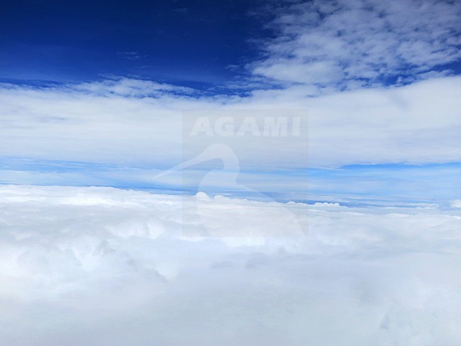 Wolken boven Bogota, Colombia gemaakt vanuit het vliegtuig; Clouds above Bogota, Colombia, taken from a plane stock-image by Agami/Marc Guyt,